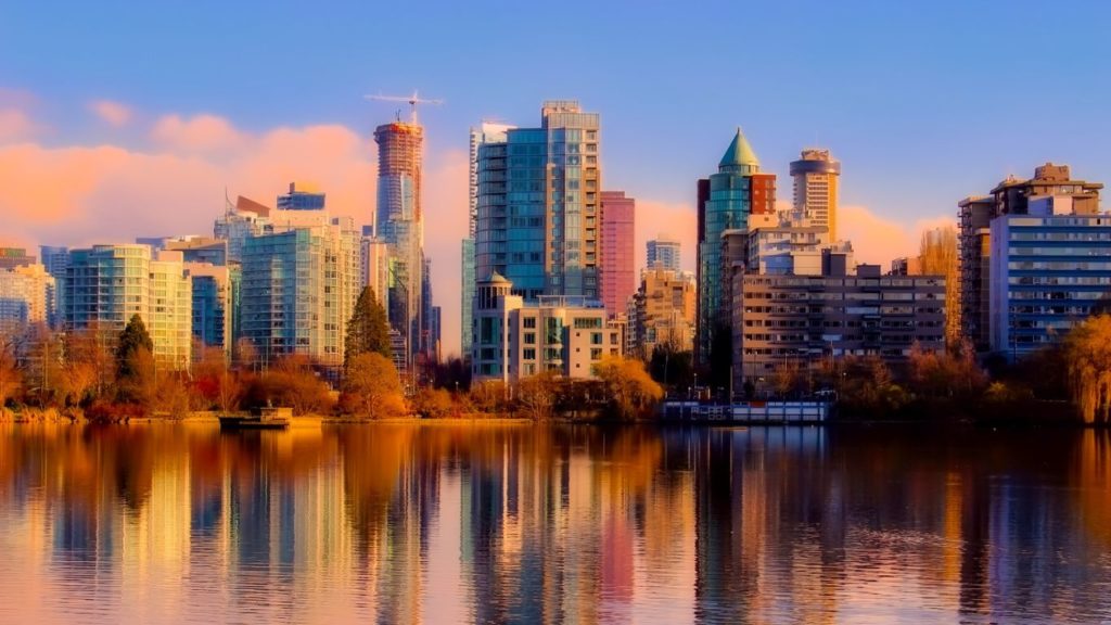 Beautiful landscape view of Vancouver city, the location of our moving company services